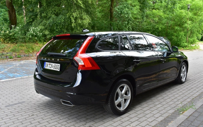Volvo V60 cena 55900 przebieg: 149200, rok produkcji 2015 z Szprotawa małe 781